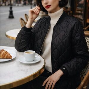 Billabong womens Black Bomber Quilted Jacket Large L EUC